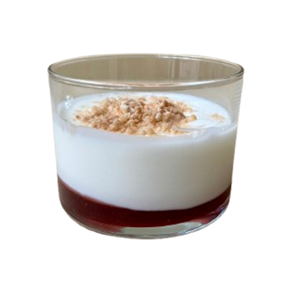 Yogur con sirope de fresa